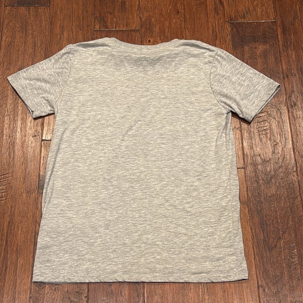 Large Women’s Disney Gray T-Shirt with Mickey and Minnie - Picture 7 of 8